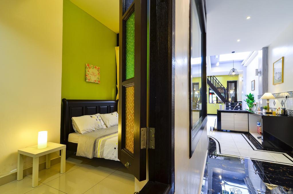 The Egerton 3* Malacca