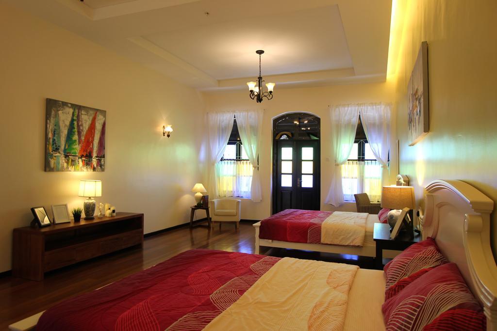 The Egerton 3*